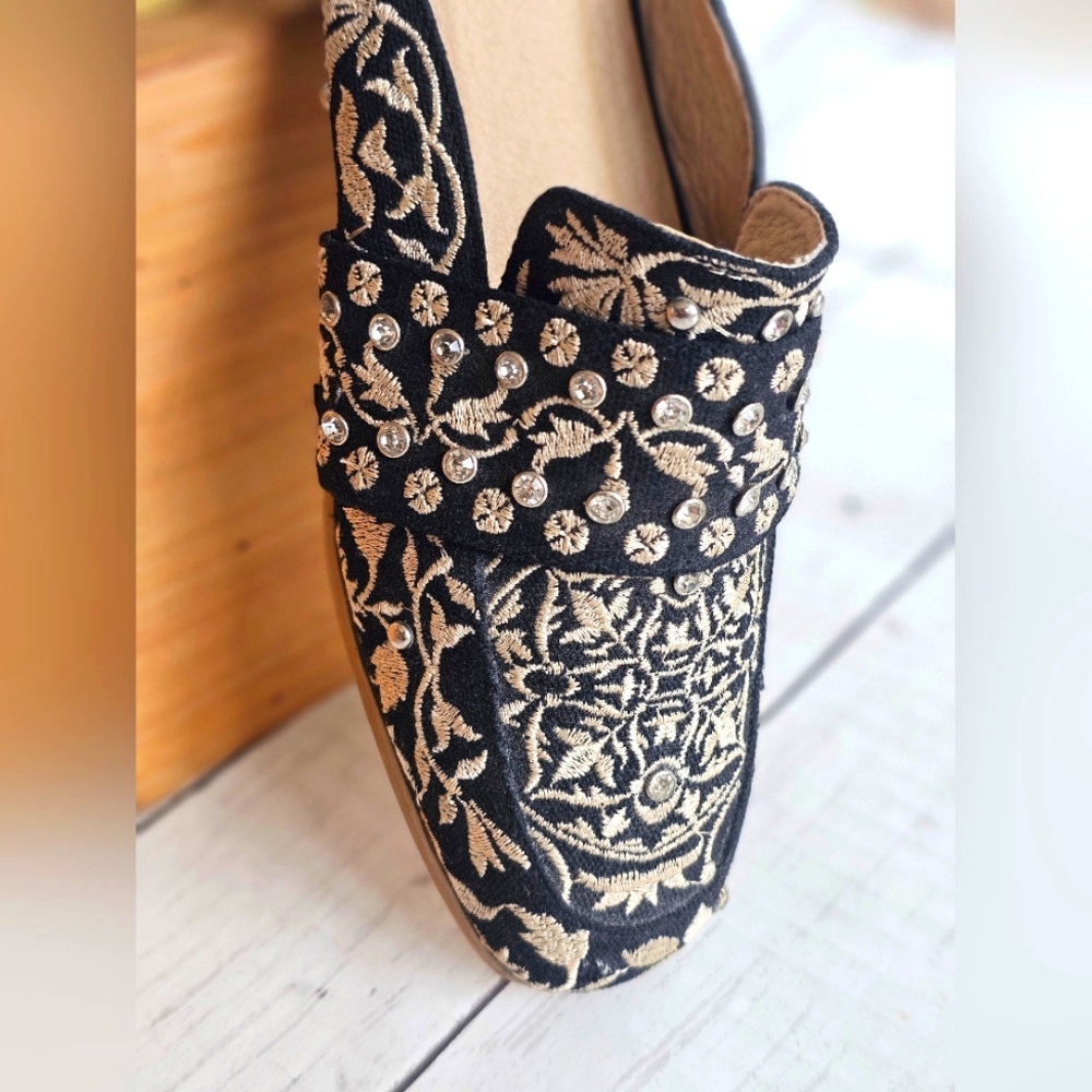 Montana West Black & Ivory Cream Embroidered Rhinestone Mules Flats Shoes - Picture 5 of 16